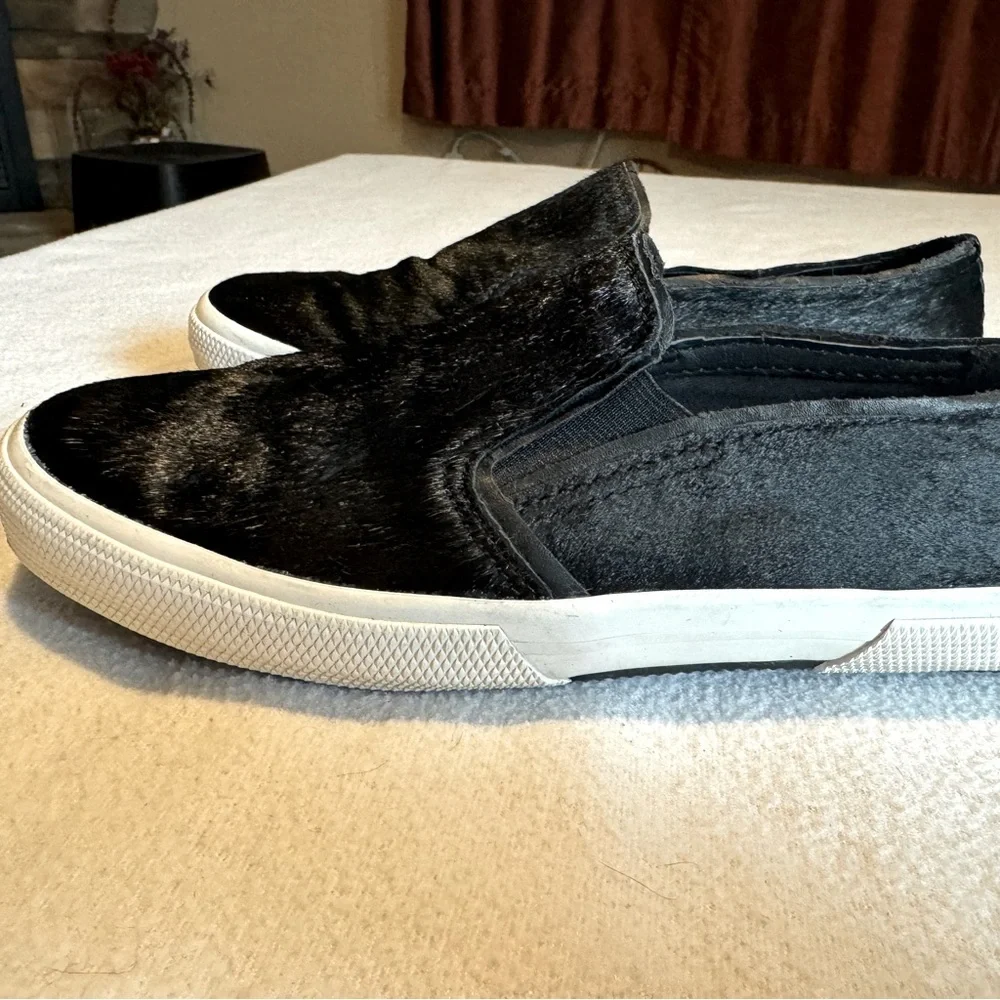 (7.5) Salt N Peppa Kenneth Cole Reaction Cow Hair Black Loafers